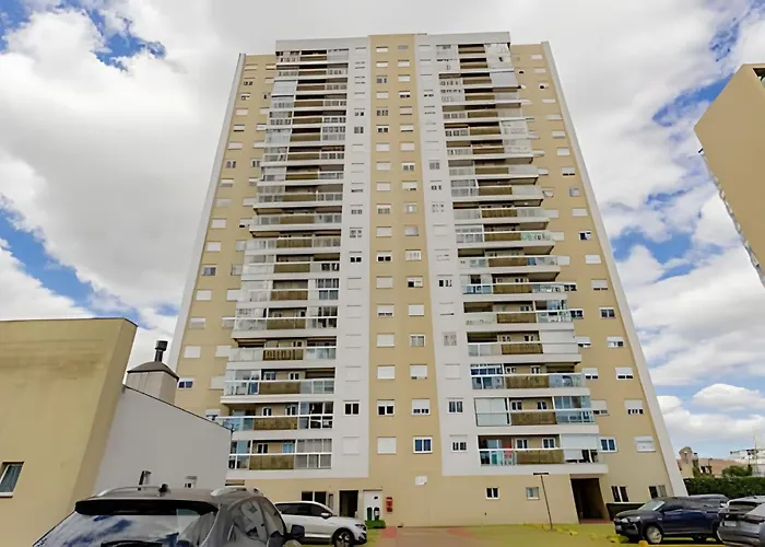 Com Tres Quartos E Ar-condicionado Porto Alegre