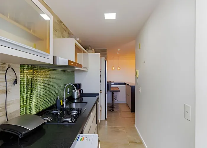 Apartment Com Tres Quartos E Ar-condicionado *