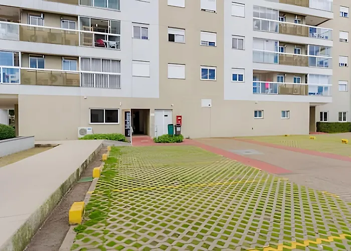 Com Três Quartos E Ar-condicionado Porto Alegre