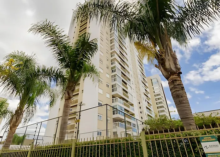 Com Três Quartos E Ar-condicionado * Porto Alegre